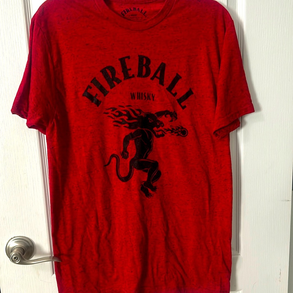 Fireball Whiskey 🥃 Men’s T-shirt Size Large